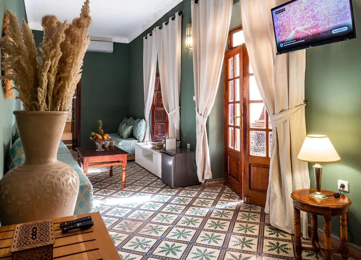 Riad Dar El Medina - Heated Swimming Pool, Jacuzzi & Spa Marrakesh
