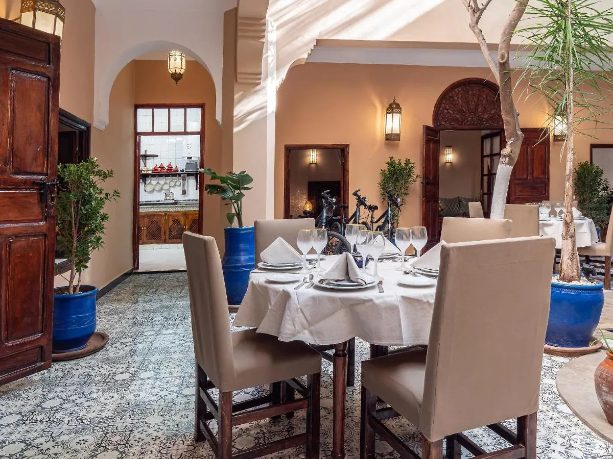 Riad Dar El Medina - Heated Swimming Pool, Jacuzzi & Spa Marrakesch